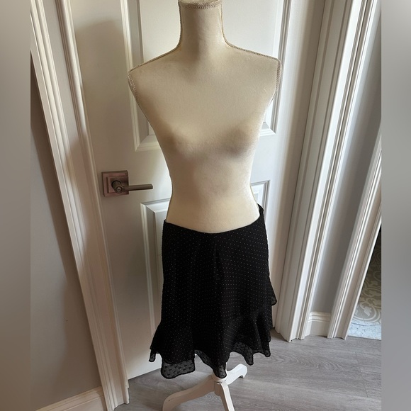 Club Monaco Dresses & Skirts - Club Monaco Black and White Polka Dot Shirt Size 10